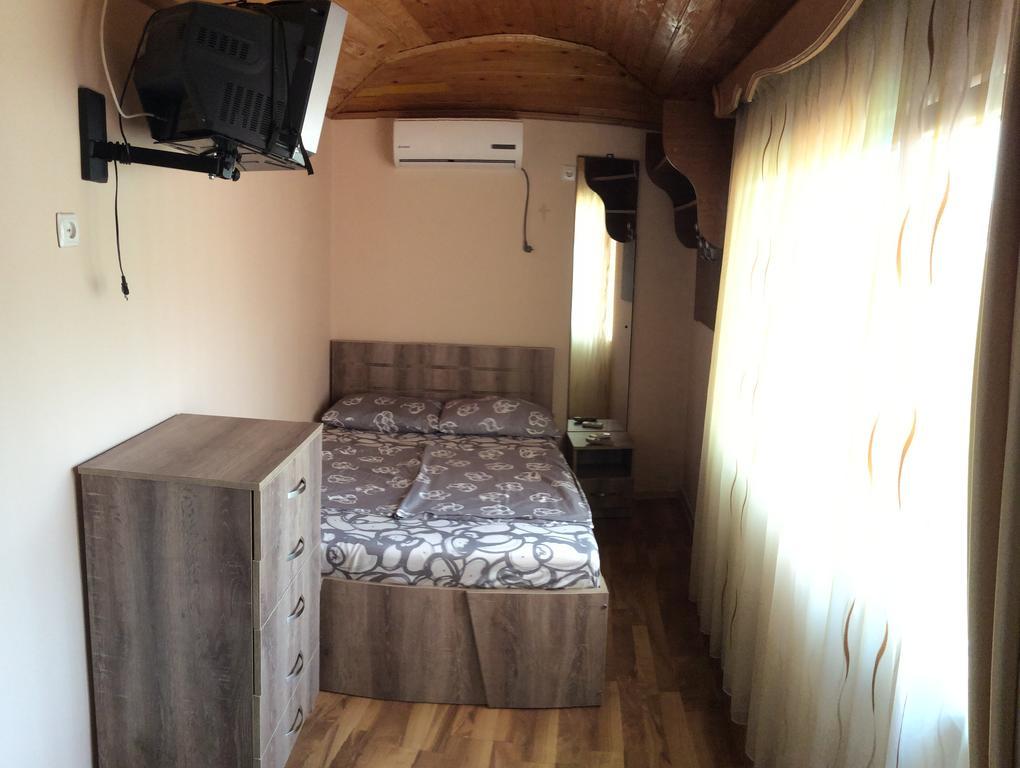 Deluxe Guest House Kvariati Exterior foto